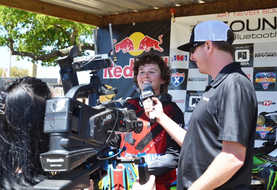 Brandy Richards received the rock star treatment while being interviewed by the Freestone DitchBanger.TV live stream crew.