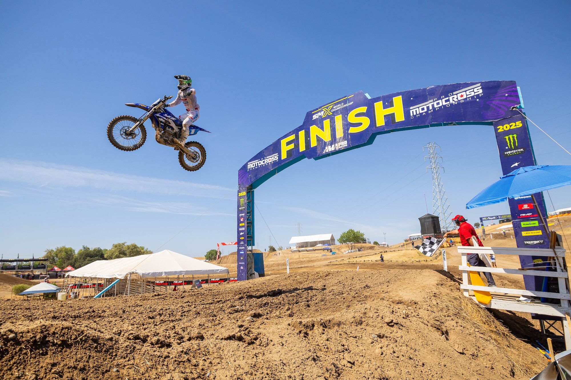 An emphatic 1-1 sweep at Hangtown has put Lala Turner back atop the WMX standings.